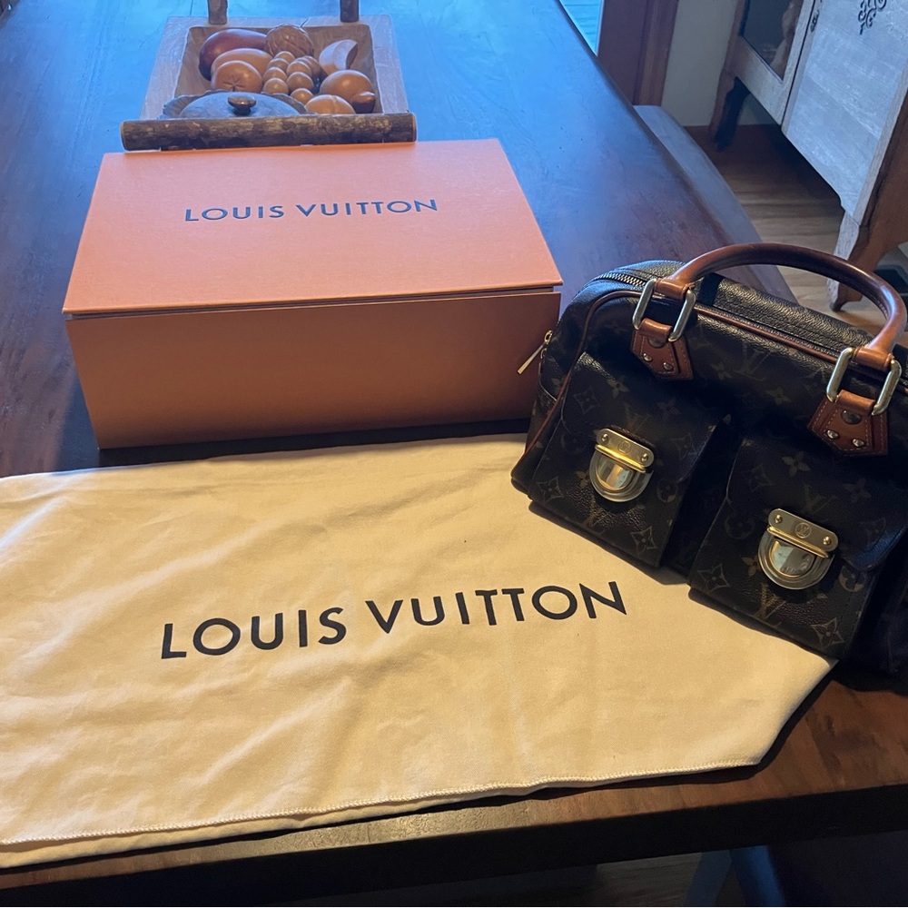 Louis Vuitton Black and Brown Monogram Bag - Picture 5 of 16